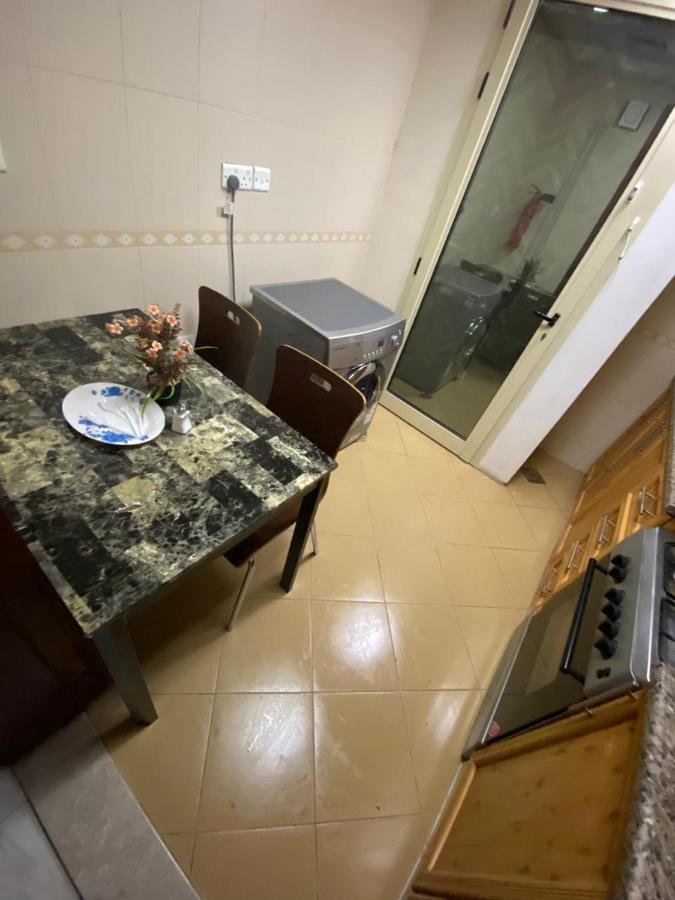 Mbz - Comfortable Room In Unique Flat Abu Dhabi Exterior photo